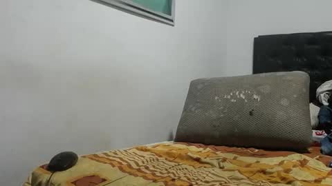 Snapshot of santiagoxxxtreme_ chatting on 09-13-25, 10:09 Santiago    online show from 09-13-25, 10:09