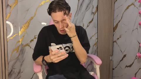 Snapshot of santiceballo chatting on 03-16-26, 11:31 Julius Novachrono online show from 03-16-26, 11:31