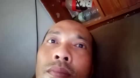 santichai561323 online show from 04-22-26, 09:44