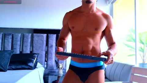 Santiago Seans online show from 05-11-26, 03:29