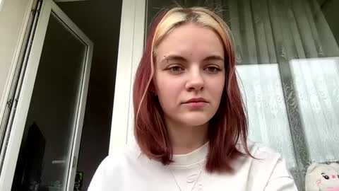 Snapshot of santinalabonne chatting on 05-29-26, 07:50 Rina online show from 05-29-26, 07:50