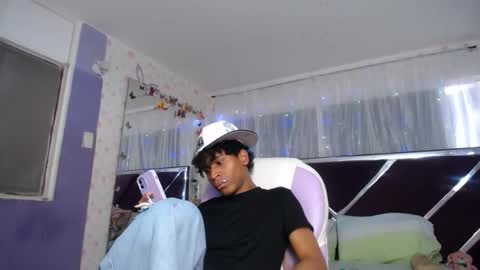 santy online show from 04-10-26, 04:33