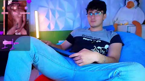 Snapshot of santyago_taylor chatting on 10-09-25, 07:12 Santyago online show from 10-09-25, 07:12