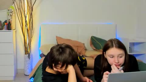 santythousand online show from 02-18-26, 07:43