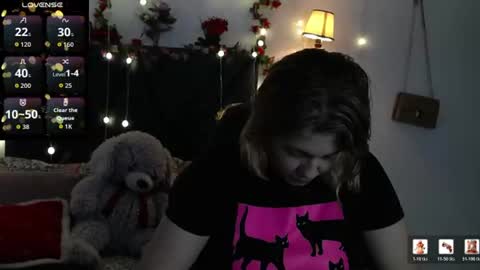 sanyaseraphine0 online show from 06-09-26, 07:25