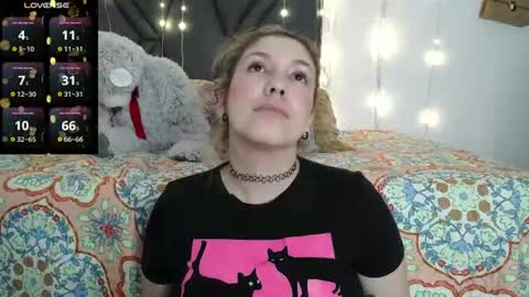 sanyaseraphine0 online show from 06-11-26, 12:32