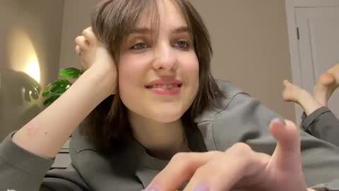 Anny online show from 04-20-26, 11:50