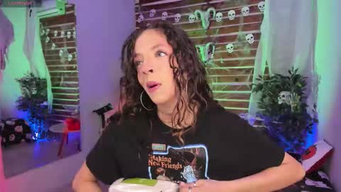 Valerin online show from 10-29-25, 01:19