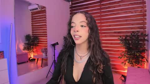 Valerin online show from 11-30-25, 01:42