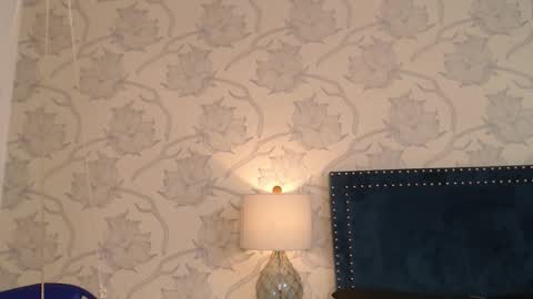 Sara online show from 09-22-25, 08:33