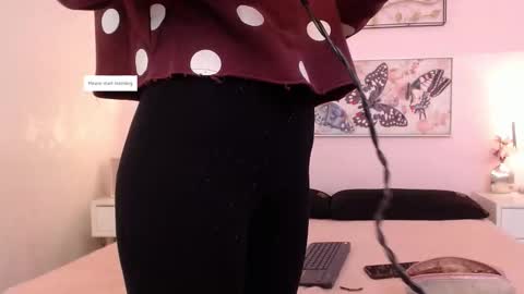 Sara online show from 11-15-25, 03:37