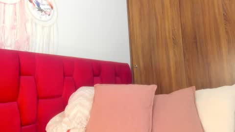 Sara online show from 11-20-25, 09:36