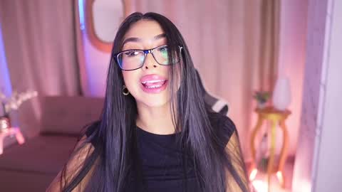 Sara  online show from 01-13-25, 12:45