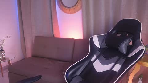 Sara  online show from 01-17-25, 03:43