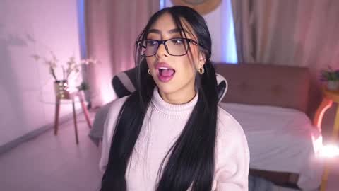 Sara  online show from 02-04-25, 12:11