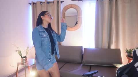 Sara  online show from 02-24-25, 04:15