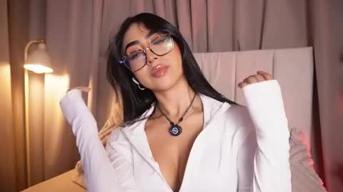 Sara  online show from 04-29-26, 11:44