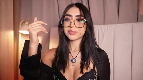 Sara  online show from 05-14-26, 12:06