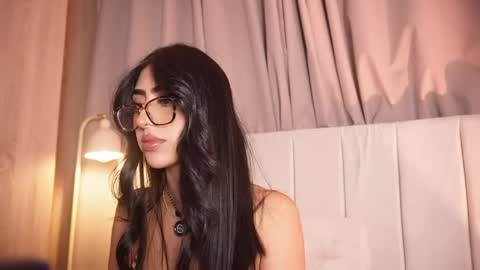 Sara  online show from 05-31-26, 02:09