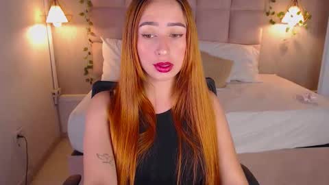 Sara... online show from 11-12-25, 06:03