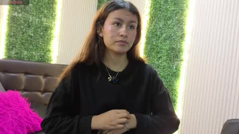 Sara online show from 02-17-26, 12:12