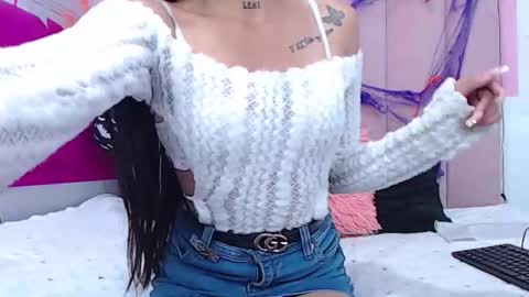 sarita online show from 10-25-25, 01:40