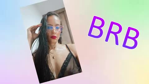 Snapshot of sara_carmona chatting on 05-24-26, 10:42 SARA online show from 05-24-26, 10:42