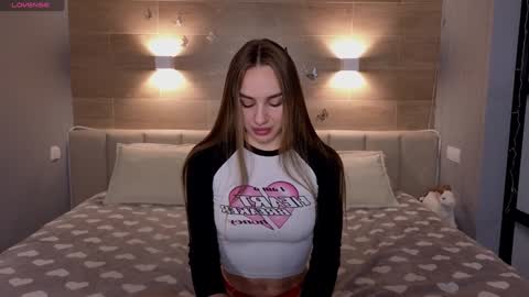 Sara online show from 01-14-25, 06:02