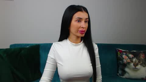 Snapshot of sara_daisy chatting on 10-04-25, 05:22 Im Sara I am happy to be here online show from 10-04-25, 05:22