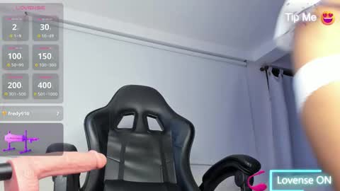 sara online show from 10-21-25, 01:28