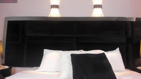 Sara online show from 03-26-26, 11:49