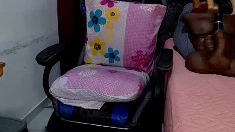 Sara Greyx online show from 02-21-25, 09:11