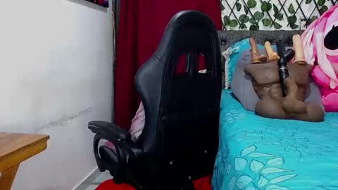 Sara Greyx online show from 02-24-25, 05:20