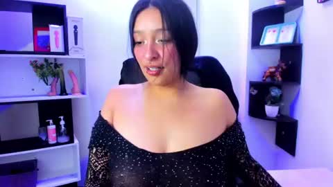 Snapshot of sara_honny chatting on 06-14-26, 06:43 sara_honny online show from 06-14-26, 06:43