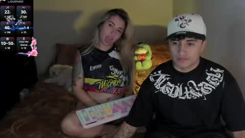sara_jhon_ online show from 05-15-26, 07:04