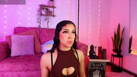 Snapshot of sara_jhonsonn chatting on 05-12-26, 01:25 Sara Jhonson online show from 05-12-26, 01:25