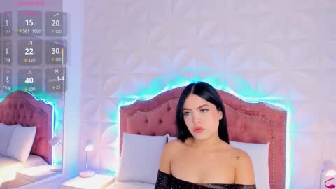 Snapshot of sara_laurent_ chatting on 01-15-26, 11:59 sara laurent online show from 01-15-26, 11:59