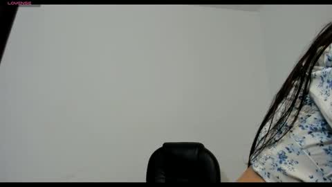 sara_len online show from 11-23-25, 06:30