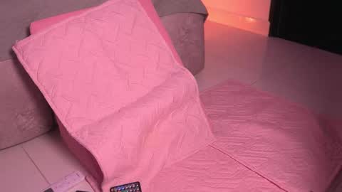 sara_lopee1 online show from 11-26-25, 11:55