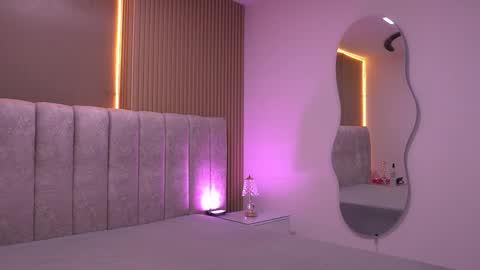 sara_lopee1 online show from 02-14-26, 11:51