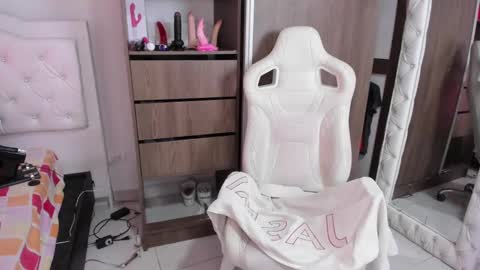 sara online show from 01-13-25, 10:35