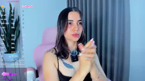 Sara online show from 06-23-26, 01:09
