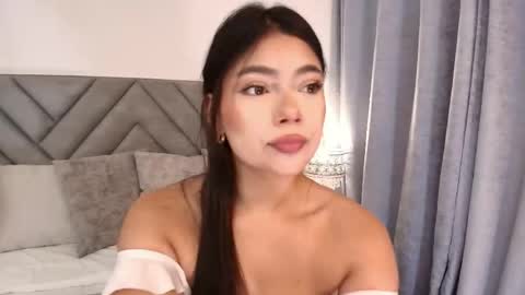 sara_owens7 online show from 06-09-26, 01:39