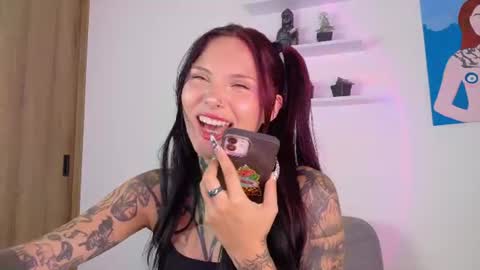 Sara online show from 06-10-26, 05:34