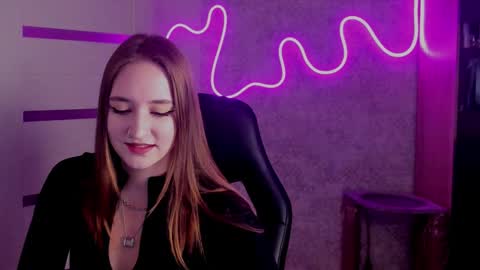 Snapshot of sara_rossse chatting on 09-30-25, 07:19 Sara online show from 09-30-25, 07:19