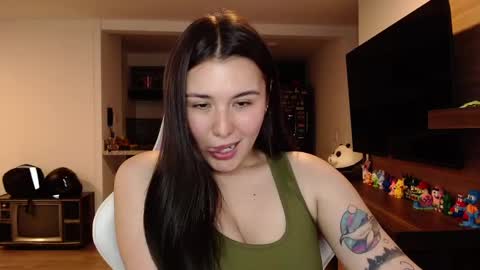 Snapshot of sara_sunrise_ chatting on 02-13-25, 05:54 Sara online show from 02-13-25, 05:54