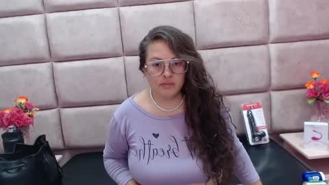 Snapshot of sara_thonson_ chatting on 02-09-25, 03:00 sara_thonson_ online show from 02-09-25, 03:00