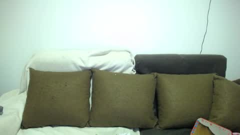 Snapshot of sara_winehouse1 chatting on 02-14-25, 08:42 1 online show from 02-14-25, 08:42