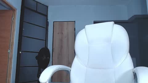 Sara online show from 02-15-25, 12:59