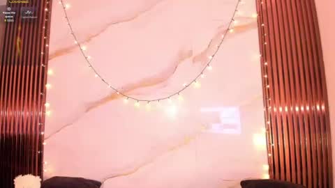SARAHGIL online show from 07-16-26, 04:07